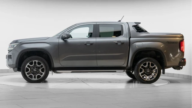 Volkswagen Amarok (73 Reg) 3.0TDI V6 Style 4Motion (+VAT) Image 4