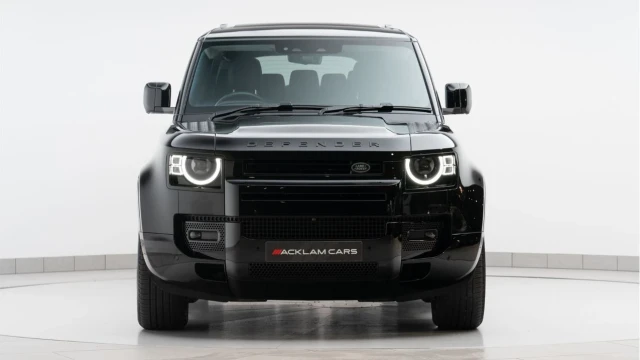 Land Rover Defender (24 Reg) 110 3.0 D250 XS Edition (7 Seat) Image 5