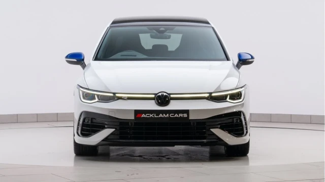 Volkswagen Golf (73 Reg) R 2.0TSI 20 Year 4Motion Image 7