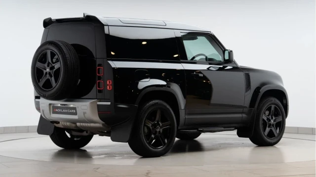 Land Rover Defender (74 Reg) 90 3.0 D250 SE Hard Top Commercial (3 Seat) (+VAT) Image 7