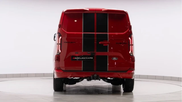 Ford Transit Custom (74 Reg) Custom 300 Sport 2.0 Ecoblue (+VAT) Image 4