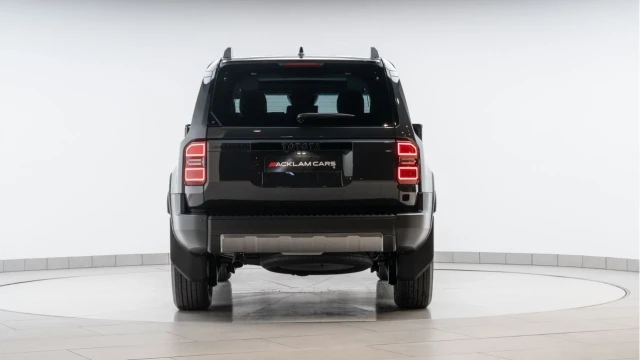 Toyota Land Cruiser (25 Reg) 2.8D Invincible (New Model) Image 5