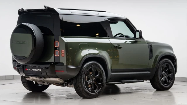 Land Rover Defender (75 Reg) 90 3.0 D250 S Hard Top Commercial (3 Seat) (+VAT) Image 8