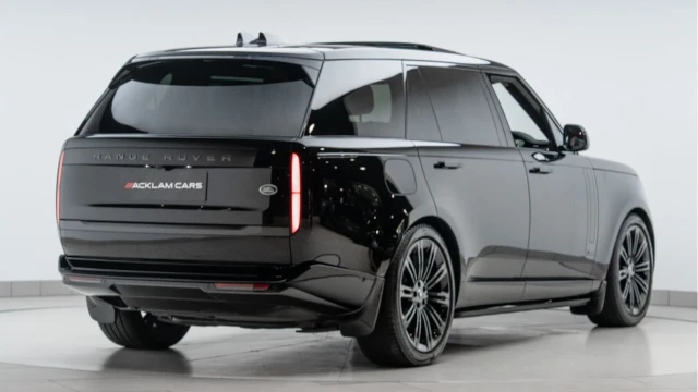 Land Rover Range Rover (23 Reg) 3.0 D350 Autobiography LWB (7 Seat) Image 6