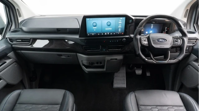 Ford Transit Custom (74 Reg) Custom 320 2.0 Ecoblue Limited LWB (5 Seat) (Motion R) (+VAT) Image 2