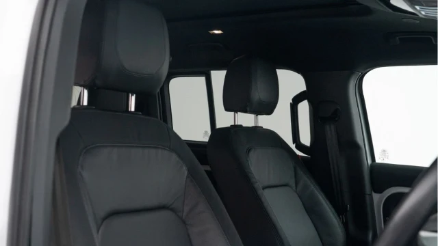 Land Rover Defender (72 Reg) 110 3.0 D250 X-Dynamic S (Black Pack) Image 3