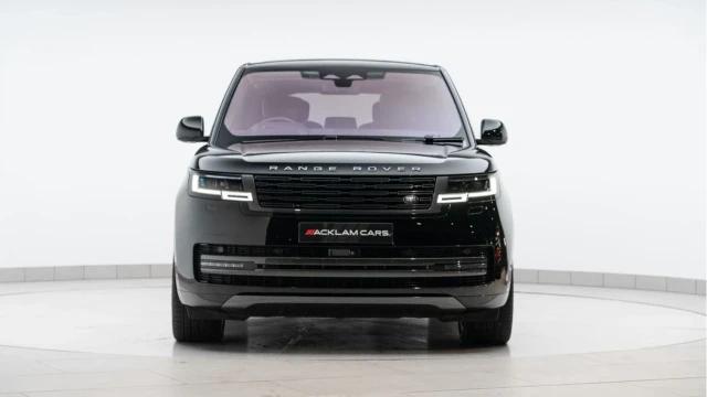 Land Rover Range Rover (22 Reg) 4.4 P530 V8 Autobiography (Shadow) Image 4