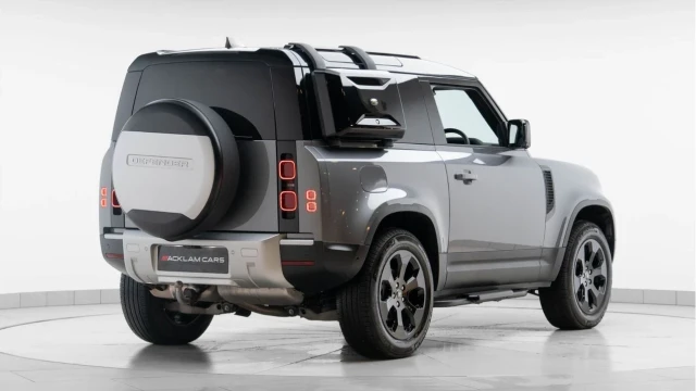 Land Rover Defender (24 Reg) 90 3.0 D250 SE Hard Top Commercial (3 Seat) (+VAT) Image 7