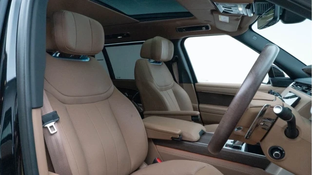 Land Rover Range Rover Image 5