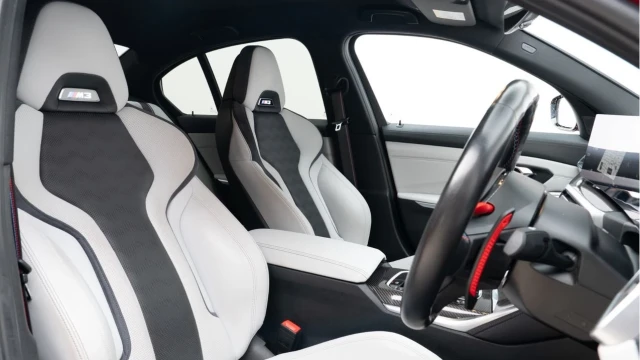 BMW M3 (72 Reg) 3.0 Competition M xDrive Image 3