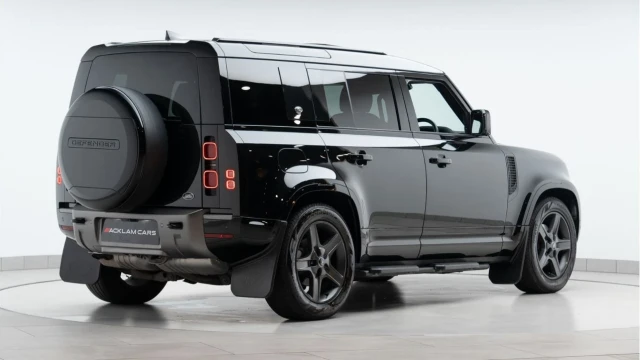 Land Rover Defender (72 Reg) 110 3.0 D250 X-Dynamic SE Image 6