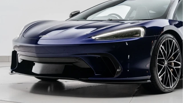 McLaren GT (24 Reg) 4.0 V8 GT Coupe Image 8