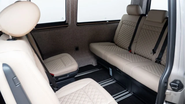 Volkswagen Transporter (23 Reg) 2.0TDI T30 Highline DSG LWB (7 Seat 4 Berth Camper) Image 8