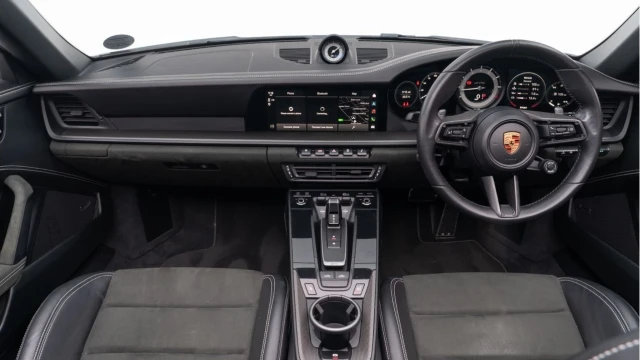 Porsche 911 (22 Reg) 3.0 Targa 4 GTS Image 3