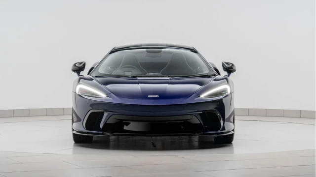 McLaren GT (24 Reg) 4.0 V8 GT Coupe Image 2