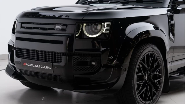 Land Rover Defender (74 Reg) 110 3.0 D350 X-Dynamic HSE (7 Seat) (Bespoke) Image 8