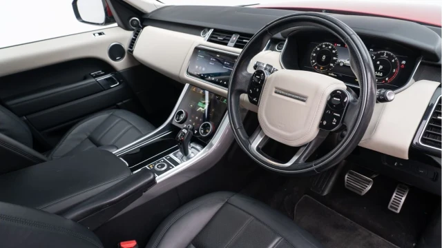 Land Rover Range Rover Sport (21 Reg) 3.0 D300 HSE Silver Image 8