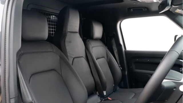 Land Rover Defender (74 Reg) 110 3.0 D250 X-Dynamic HSE Hard Top Commercial (3 Seat) (+VAT) Image 3