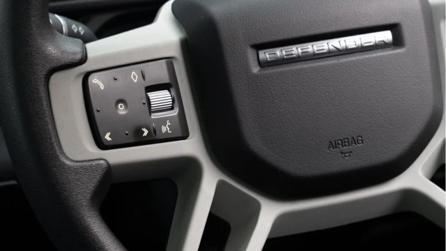 Land Rover Defender (21 Reg) 110 3.0 D200 Image 7