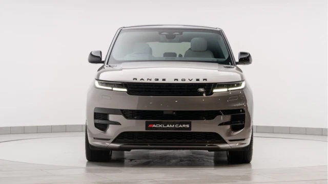 Land Rover Range Rover Sport (23 Reg) 3.0 D300 Autobiography (Black Pack) Image 6