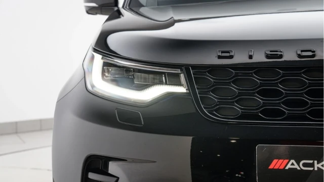 Land Rover Discovery (71 Reg) 3.0 D300 R-Dynamic HSE Commercial (5 Seat) (+VAT) Image 5