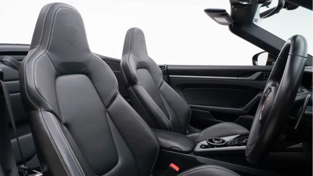 Porsche 911 (69 Reg) 3.0 Carrera S PDK Convertible Image 3