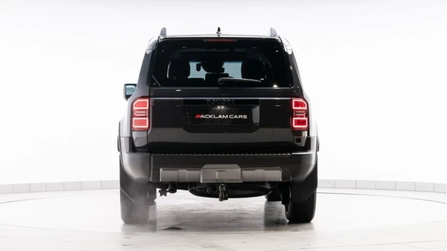 Toyota Land Cruiser (74 Reg) 2.8D Invincible (New Model) Image 5
