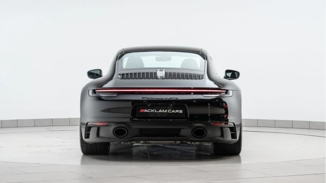 Porsche 911 (24 Reg) 3.0 Carrera 4 GTS Coupe Image 5