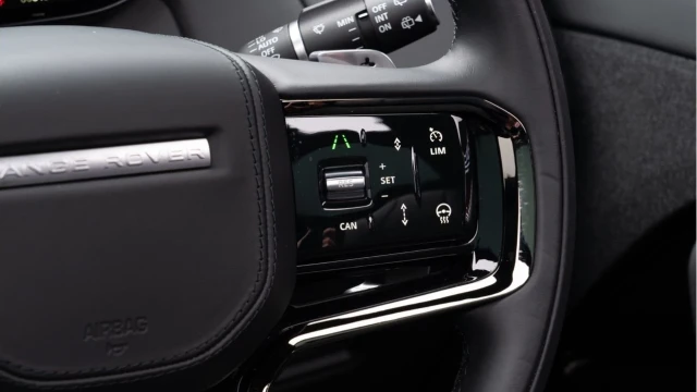 Land Rover Range Rover Sport (74 Reg) 3.0 D350 Autobiography (Black Pack) Image 8