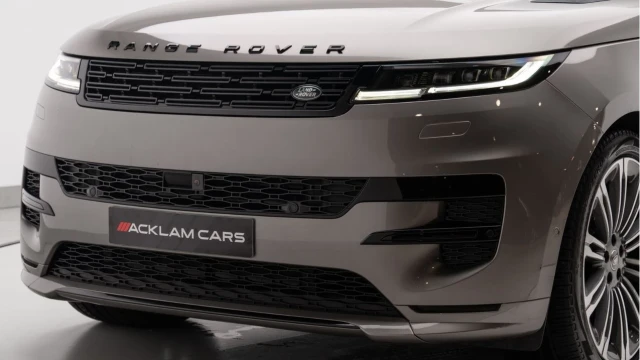 Land Rover Range Rover Sport (23 Reg) 3.0 D300 Autobiography (Black Pack) Image 8