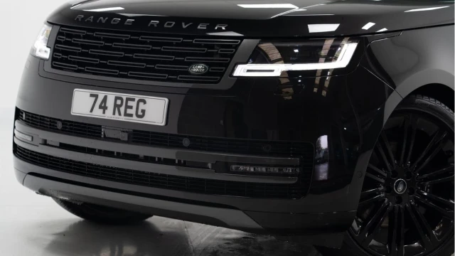 Land Rover Range Rover (74 Reg) 3.0 D350 Autobiography LWB 7 Seat (VAT Q) Image 6