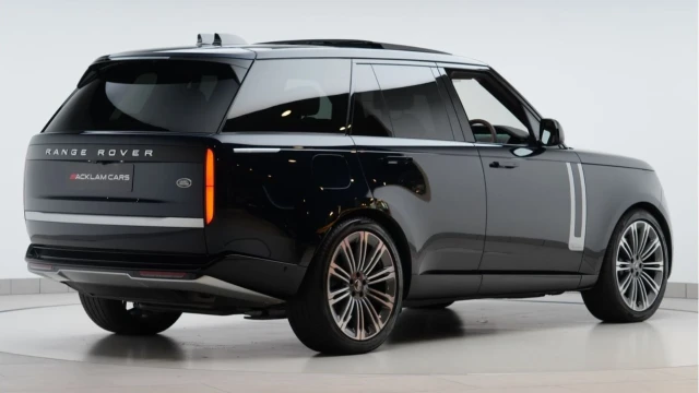Land Rover Range Rover (23 Reg) 3.0 P400 Autobiography Image 7