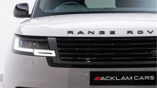 Land Rover Range Rover (74 Reg) 4.4 V8 P615 SV (VAT Q) Image 8
