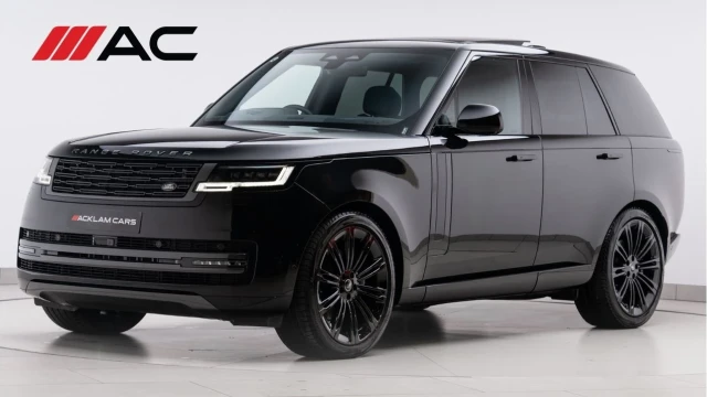 Land Rover Range Rover (74 Reg) 3.0 D350 HSE (Shadow Pack) Image 1