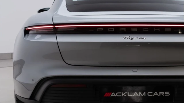 Porsche Taycan (21 Reg) Saloon (Performance Plus) Image 8