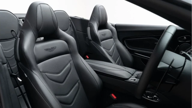 Aston Martin DBS Superleggera (71 Reg) 5.2 V12 Superleggera Volante Image 4