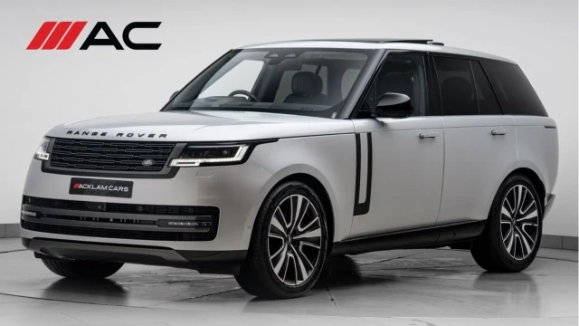 Land Rover Range Rover (23 Reg) 3.0 D300 HSE (Shadow Pack) Image 1