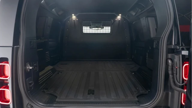 Land Rover Defender (73 Reg) 110 3.0 D300 X-Dynamic HSE Hard Top Commercial (No VAT) Image 3