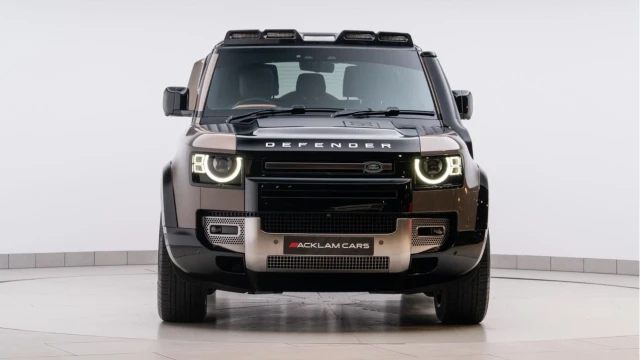Land Rover Defender (72 Reg) 90 3.0 D300 X Image 8