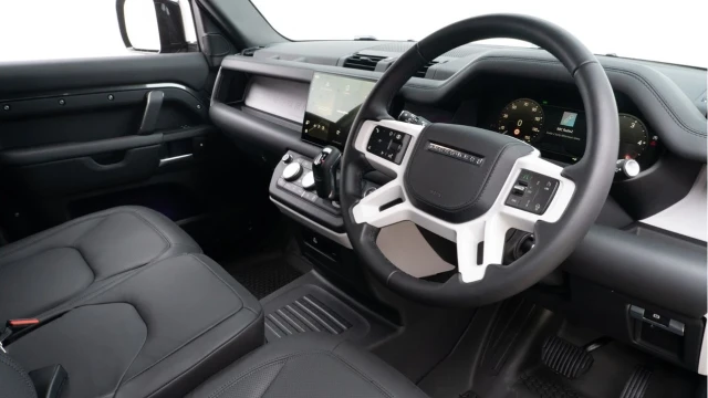 Land Rover Defender (74 Reg) 110 3.0 D250 X-Dynamic HSE Hard Top Commercial (3 Seat) (+VAT) Image 2