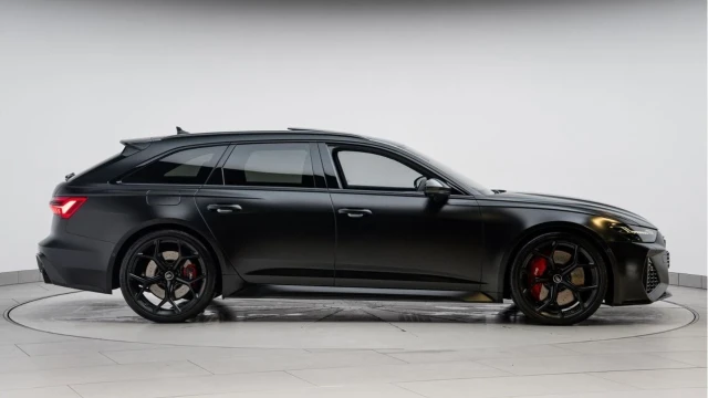 Audi RS6 (25 Reg) 4.0TFSI V8 Performance Carbon Vorsprung Image 5
