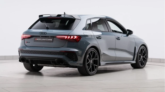 Audi RS3 (23 Reg) 2.5TFSI Carbon Black Quattro Image 6
