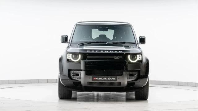 Land Rover Defender (71 Reg) 5.0 V8 P525 Carpathian Edition Image 7