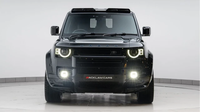 Land Rover Defender (74 Reg) 90 3.0 D350 X-Dynamic HSE Hard Top Commercial (3 Seat) (URBAN) (+VAT) Image 5