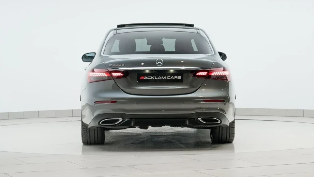 Mercedes-Benz E Class (21 Reg) E220 2.0D AMG Line Night Edition Premium Plus Image 5