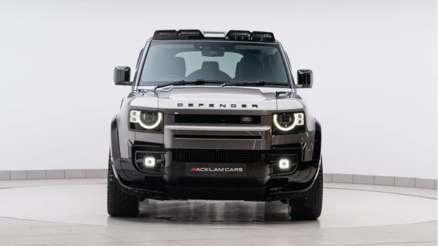 Land Rover Defender (24 Reg) 110 3.0 D250 XS Edition (7 Seat) (Bespoke) Image 7