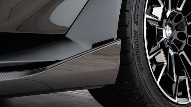 BMW M5 (74 Reg) 4.4 V8 Hybrid (M Carbon) Image 6