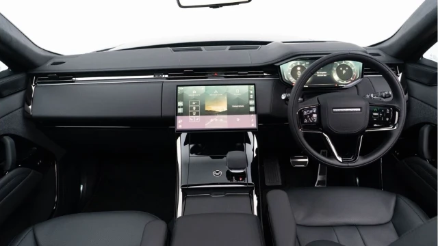 Land Rover Range Rover Sport (75 Reg) 4.4 V8 P530 Autobiography (Black Pack) Image 2