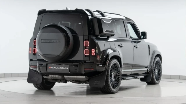 Land Rover Defender (73 Reg) 110 3.0 D250 X-Dynamic SE (Bespoke) Image 6