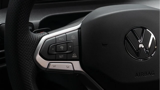 Volkswagen Golf (74 Reg) 2.0TSI GTI DSG (Mk8.5) Image 5
